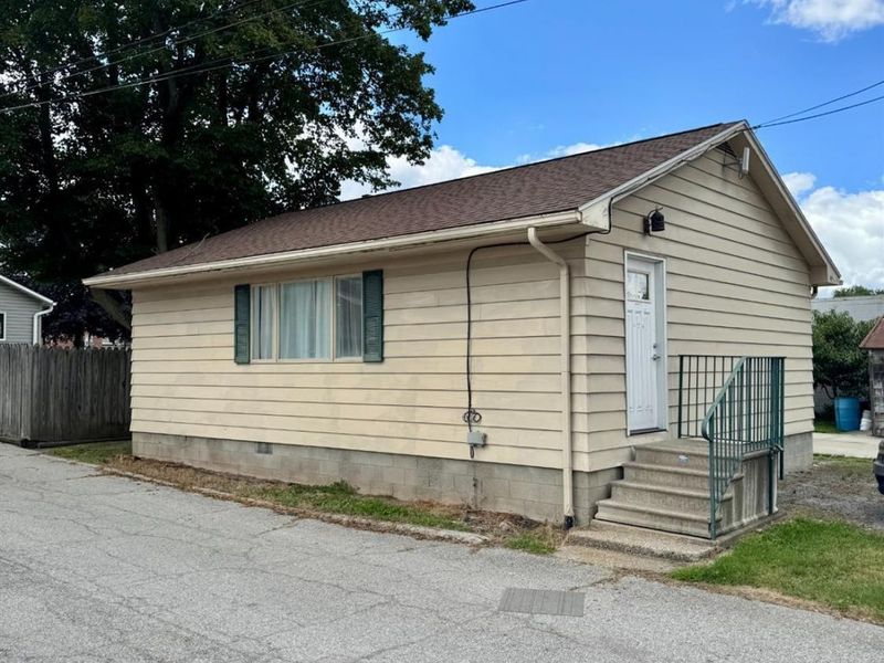 9 Herrick, Monroeville, OH 44847 Photo 2