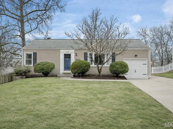 1653 Crabapple Lane, Webster Groves, MO 63119