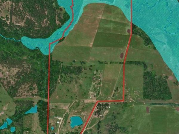 2238 County Road 1081 , Greenville, TX 75401