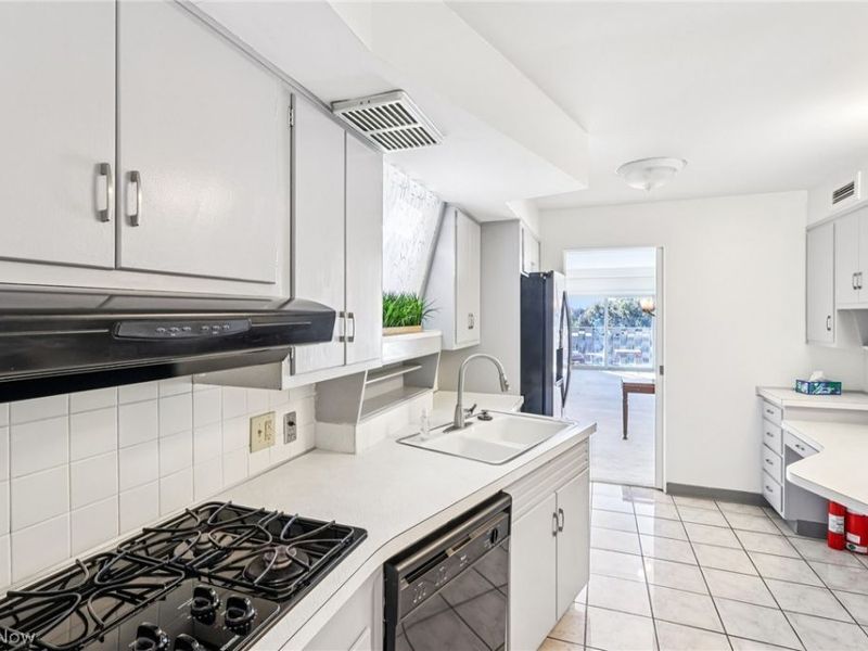 275 N Portage Path, Unit 7g, Akron, OH 44303 Photo 13