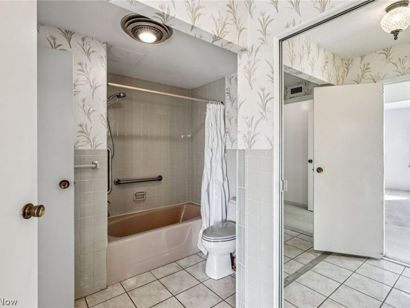 275 N Portage Path, Unit 7g, Akron, OH 44303 Photo 17