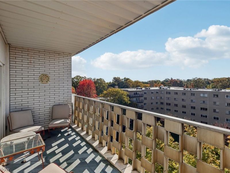 275 N Portage Path, Unit 7g, Akron, OH 44303 Photo 2