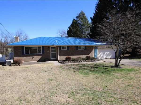 12 Virginia Drive, Monongahela, PA 15063