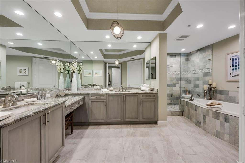 24011 Via Castella Dr, Unit 2201, Bonita Springs, FL 34134 Photo