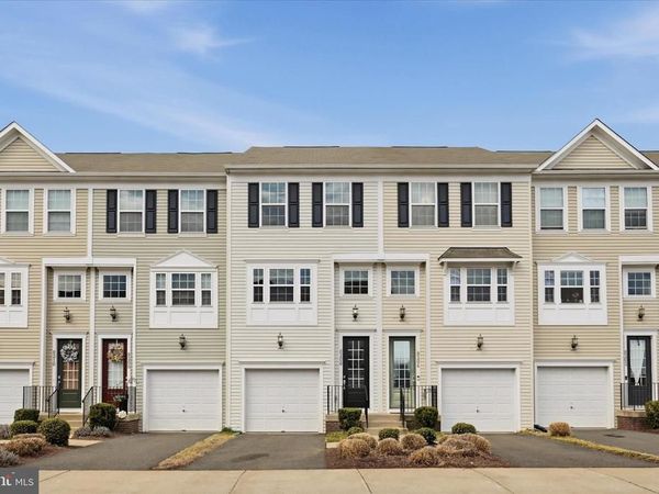 8206 HERITAGE CROSSING COURT, MANASSAS, VA 20109