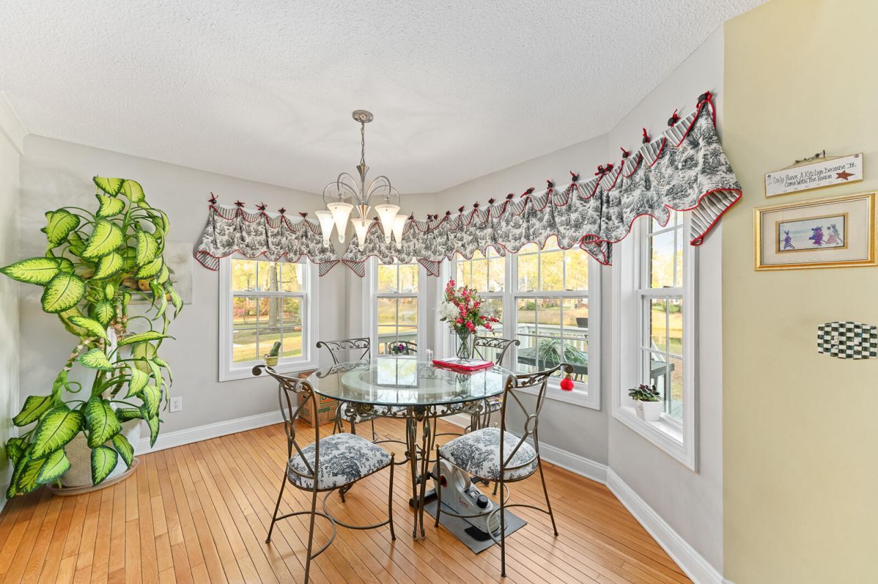 5472 Clearview Drive Photo 10