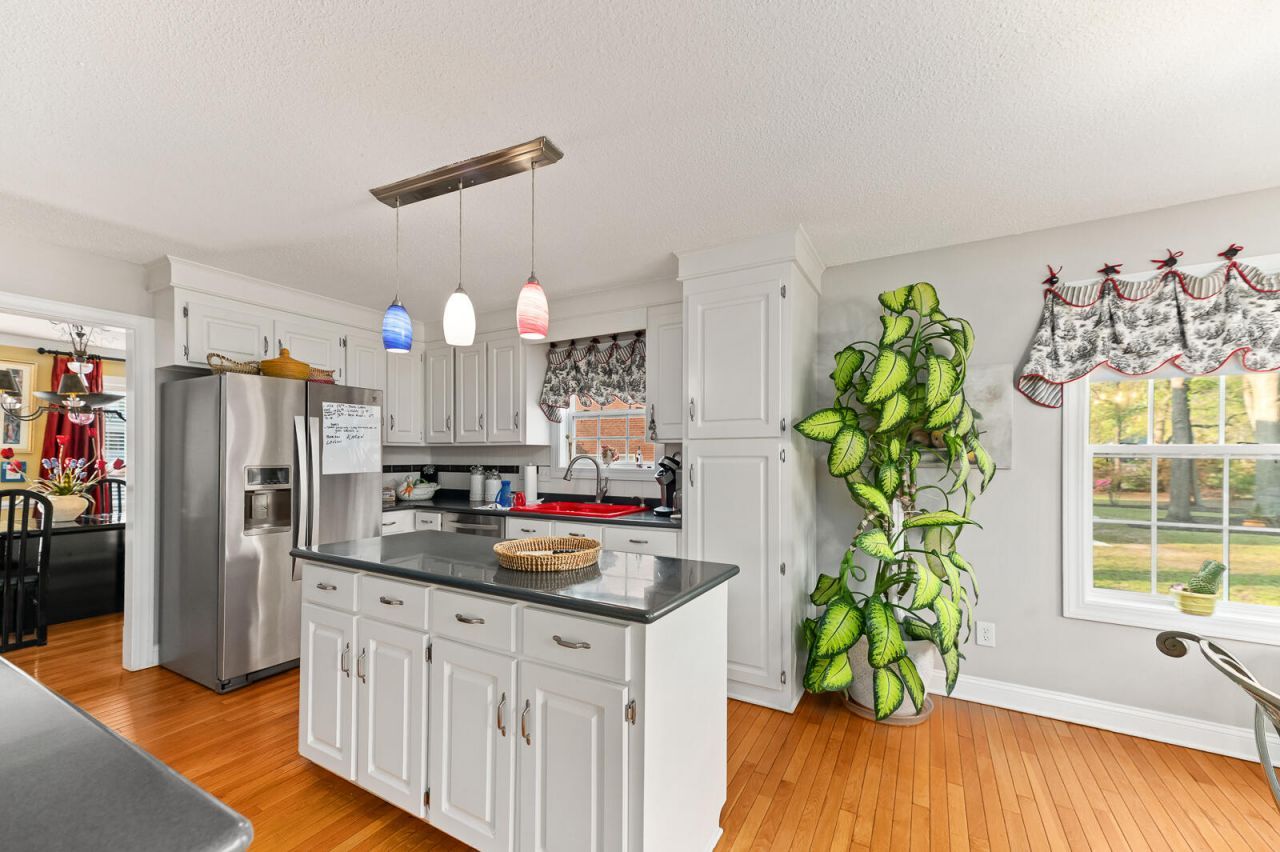 5472 Clearview Drive Photo 12