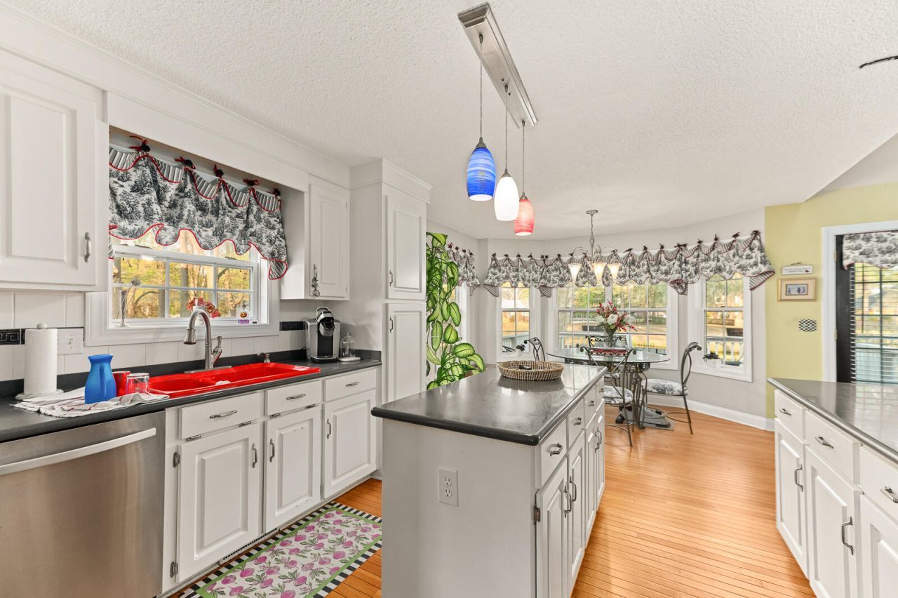 5472 Clearview Drive Photo 14