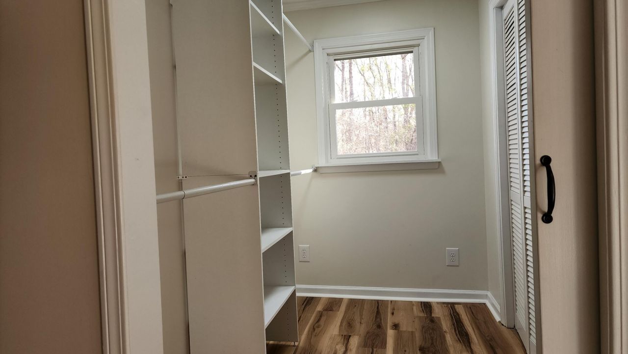 93 Deepwater Avenue Photo 18