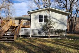 93 Deepwater Avenue photo 4