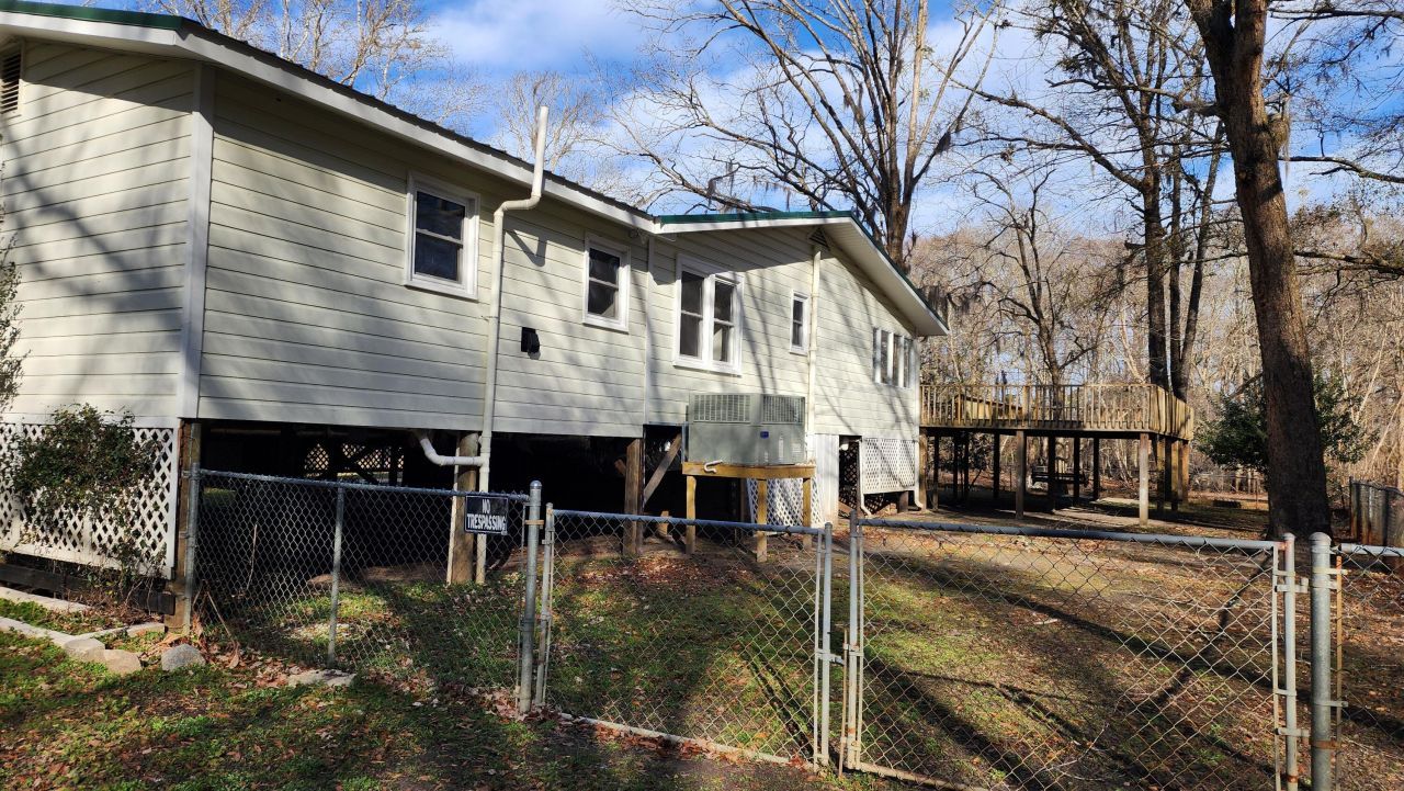 93 Deepwater Avenue Photo 5