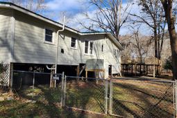 93 Deepwater Avenue photo 4