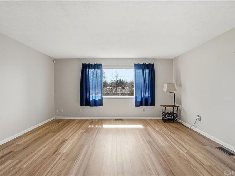 3129 E High Street, Springfield Township, OH 45505 Photo 23