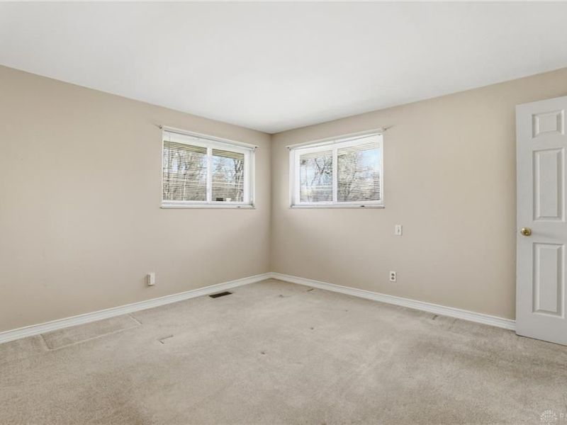 3129 E High Street, Springfield Township, OH 45505 Photo 27