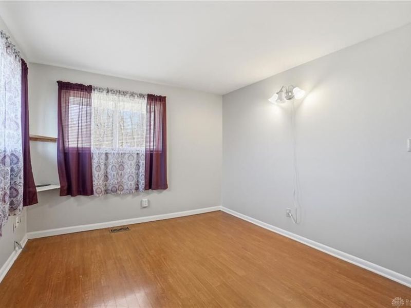 3129 E High Street, Springfield Township, OH 45505 Photo 32