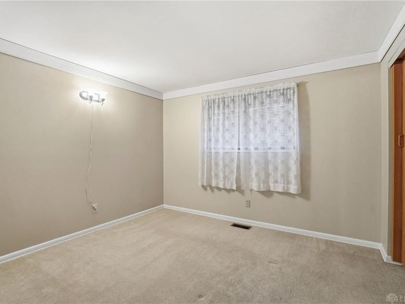 3129 E High Street, Springfield Township, OH 45505 Photo 38