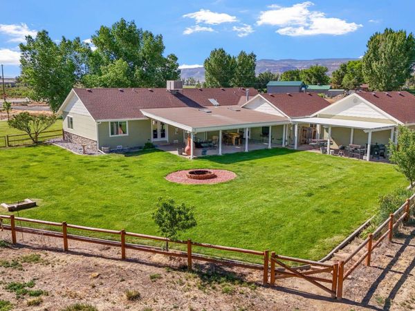1392 M 1/4 Road, Loma, CO 81524