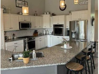 301 7th Street NW, New Richland, MN 56072