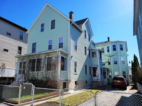 73 1/2 Esther St, Unit 3, Worcester, MA 01607
