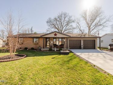 2419 Hollybrook Drive, Findlay, OH 45840