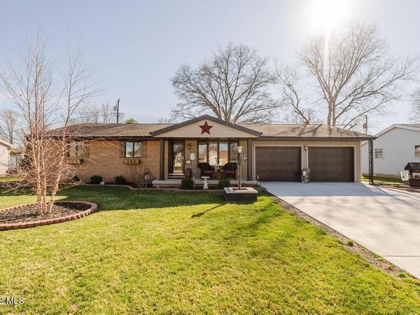 2419 Hollybrook Drive, Findlay, OH 45840