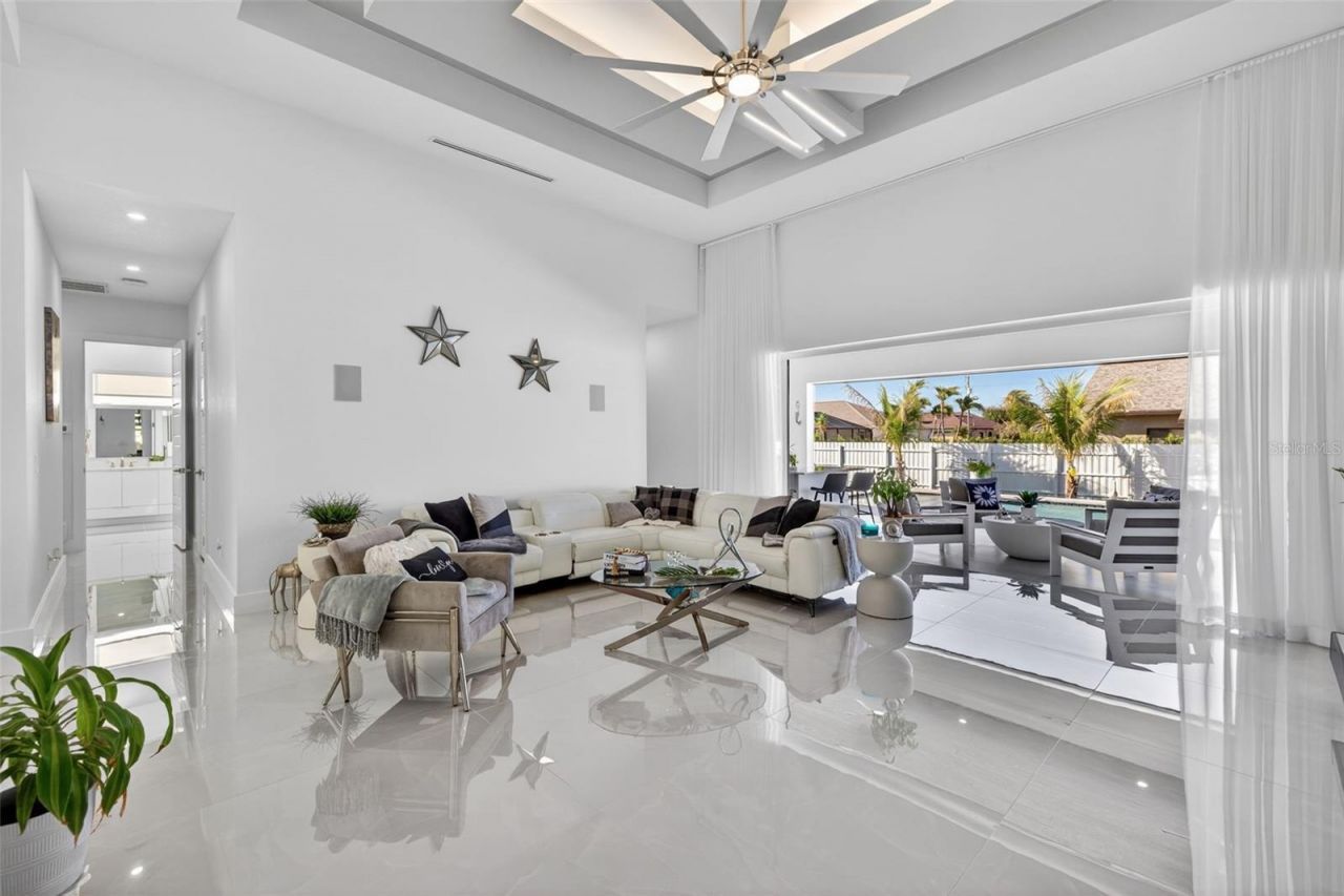 523 SW 23rd Street, Cape Coral, FL 33991 Photo