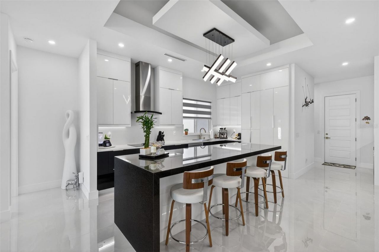 523 SW 23rd Street, Cape Coral, FL 33991 Photo