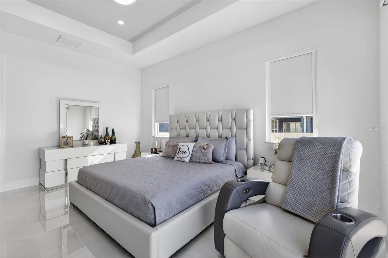 523 SW 23rd Street, Cape Coral, FL 33991 Photo