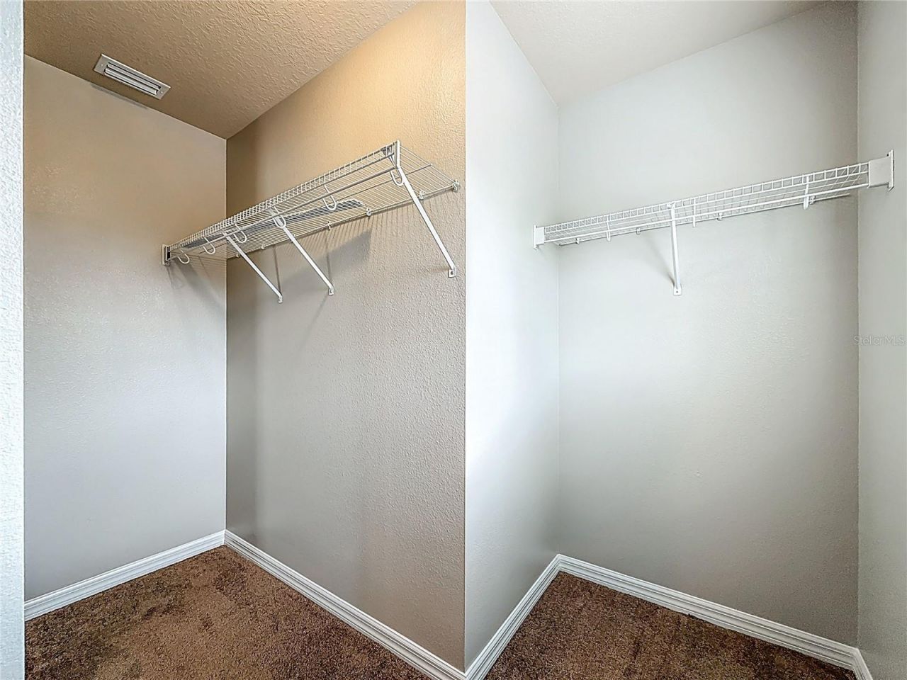 313 Oak Landing Drive , Mulberry, FL 33860 Photo