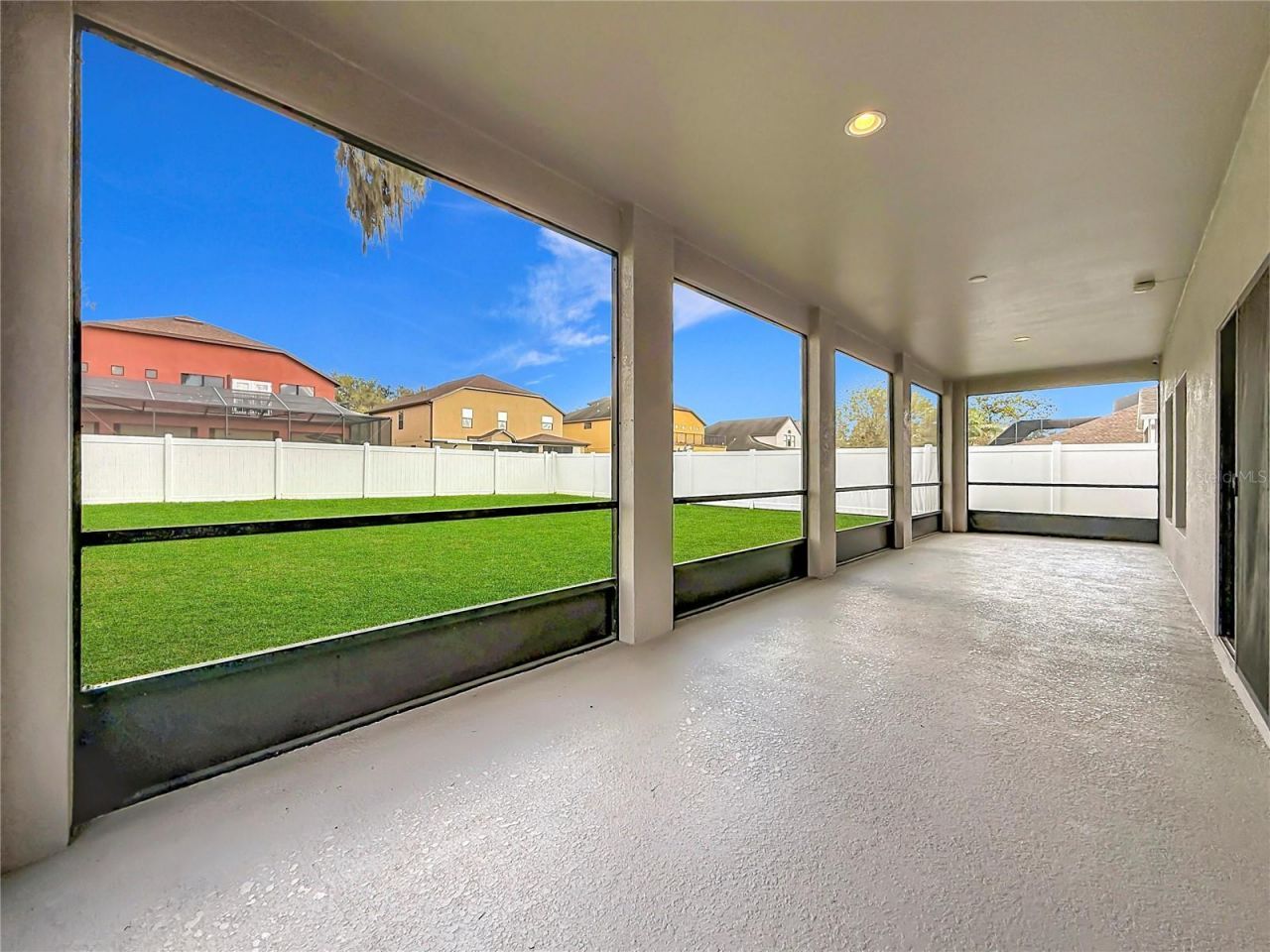 313 Oak Landing Drive , Mulberry, FL 33860 Photo