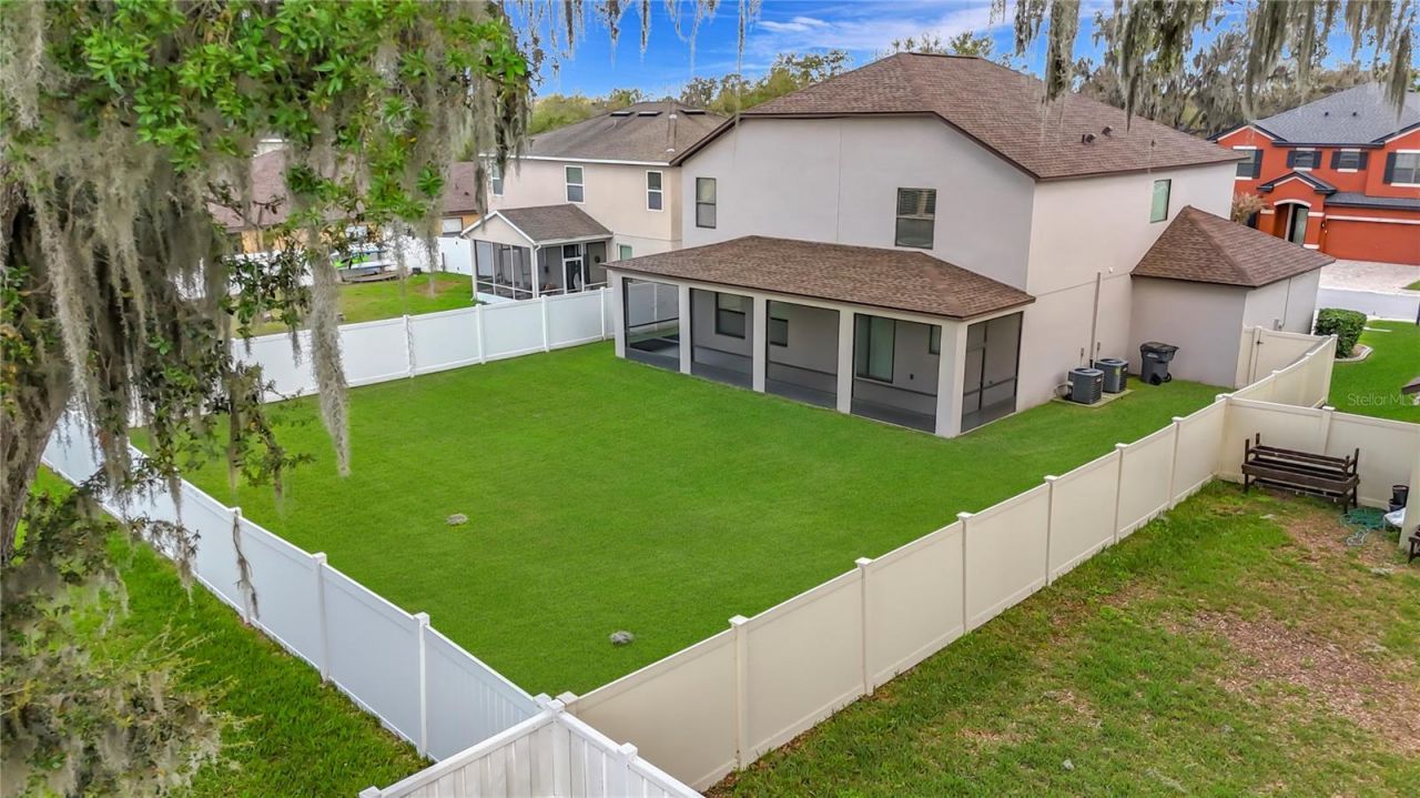 313 Oak Landing Drive, Mulberry, FL 33860 Photo