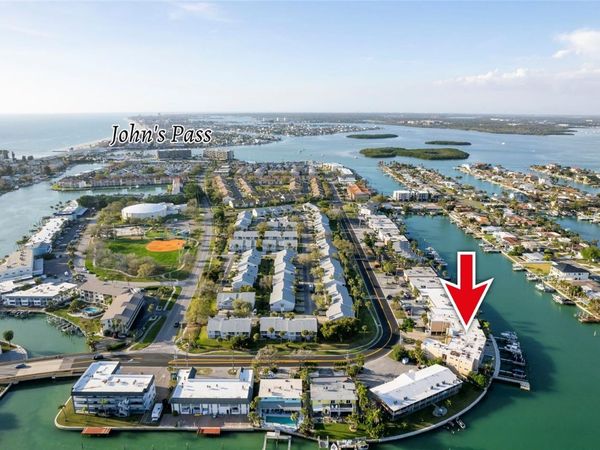 11605 3RD STREET E, Unit 207, TREASURE ISLAND, FL 33706