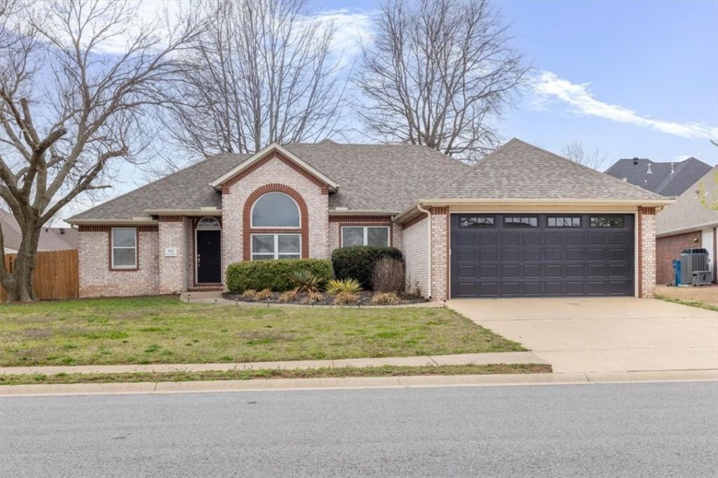 602 Baylor Street, Bentonville, AR 72712 Main Photo