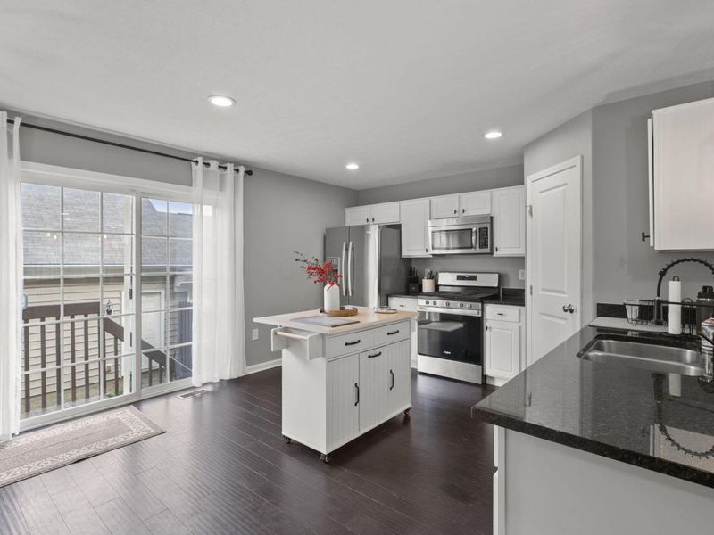 6242 Needletail Road, Unit 33, Columbus, OH 43230 Photo 10