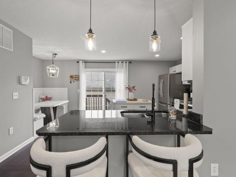 6242 Needletail Road, Unit 33, Columbus, OH 43230 Photo 9