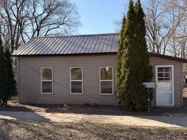 147 S PEARL STREET, Berlin, WI 54923