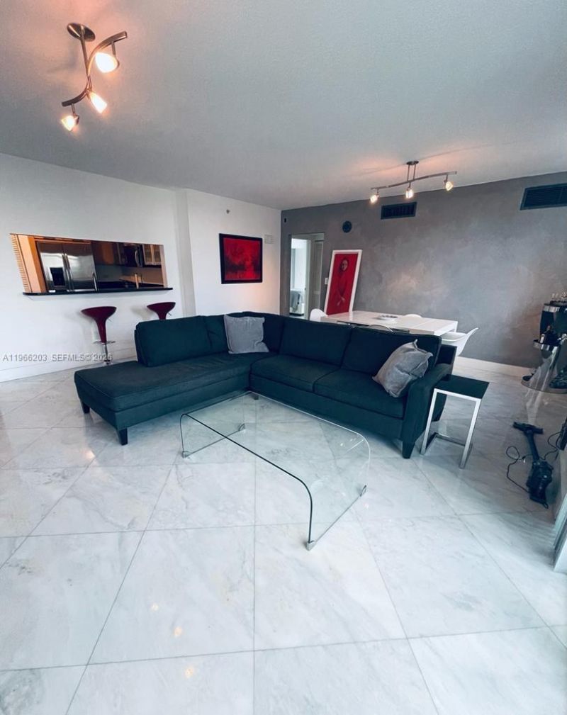 31 SE 5th St, Unit 601, Miami, FL 33131 Photo