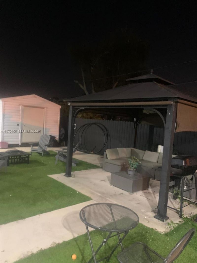 1720 NW 110th Ter , Miami, FL 33167 Photo