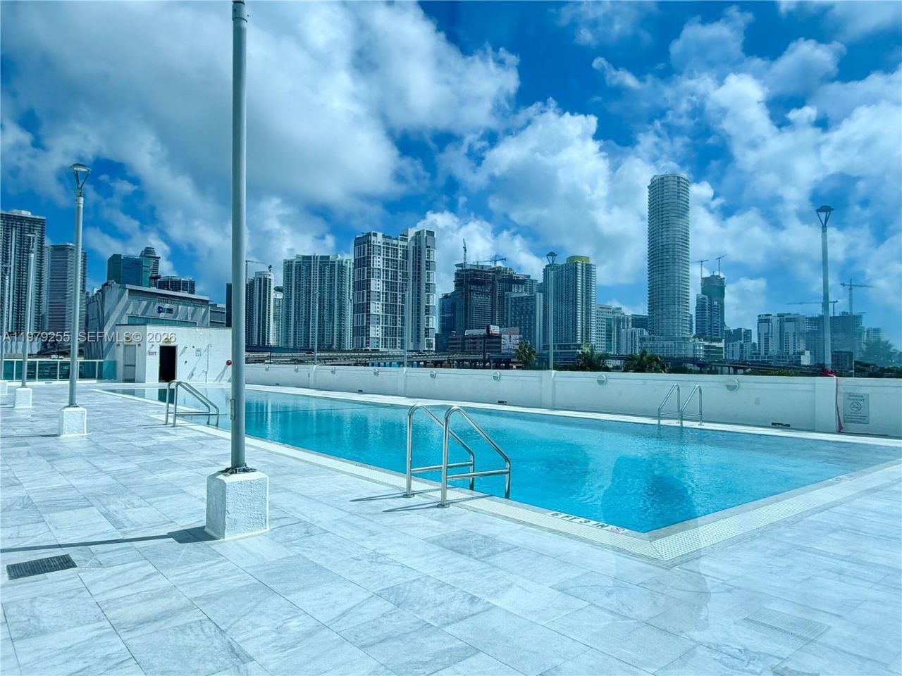 10 SW South River Dr , Unit 715, Miami, FL 33130 Photo