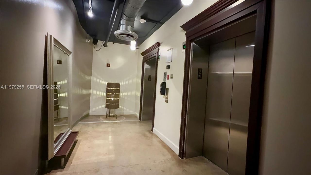 10 SW South River Dr , Unit 715, Miami, FL 33130 Photo