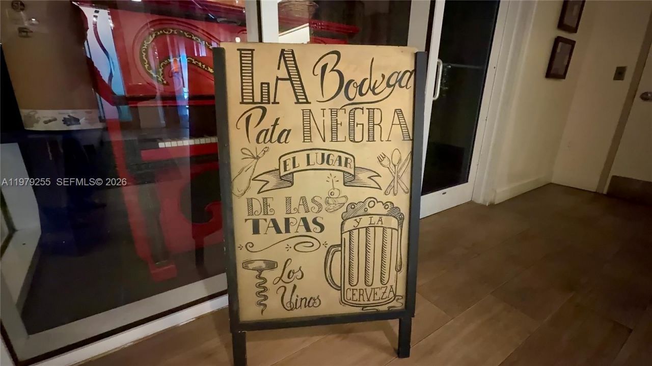 10 SW South River Dr , Unit 715, Miami, FL 33130 Photo