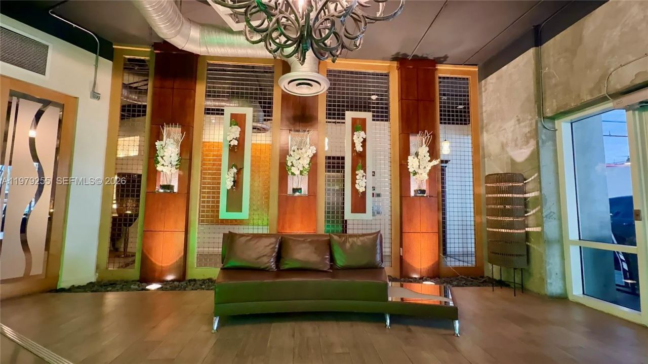 10 SW South River Dr , Unit 715, Miami, FL 33130 Photo