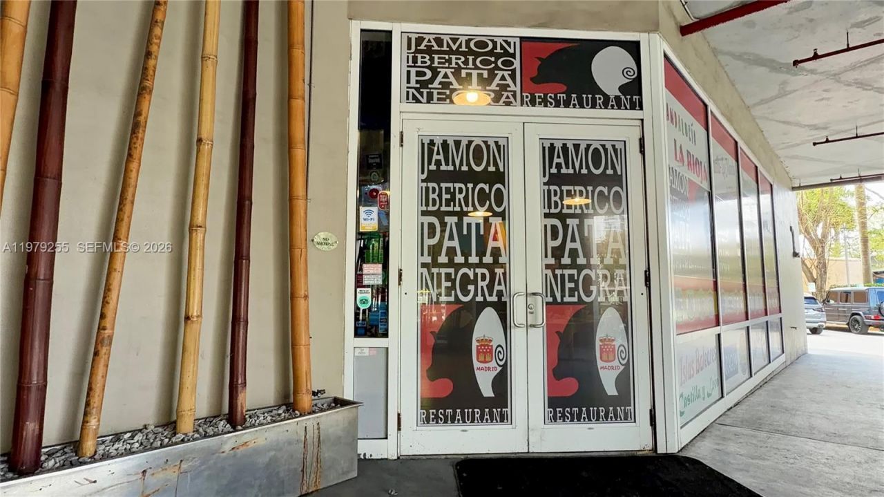 10 SW South River Dr , Unit 715, Miami, FL 33130 Photo