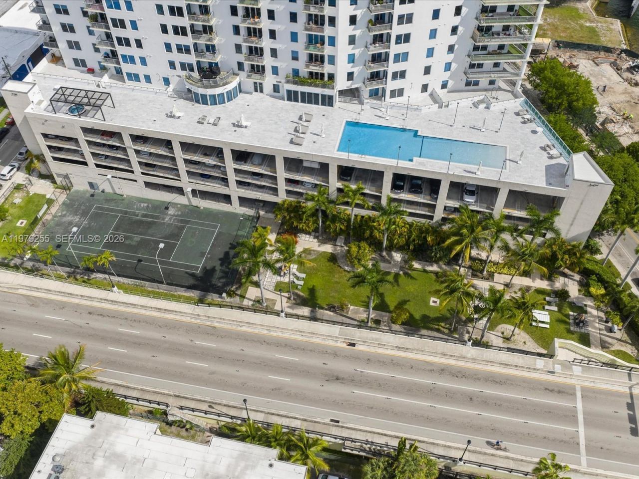 10 SW South River Dr, Unit 715, Miami, FL 33130 Photo