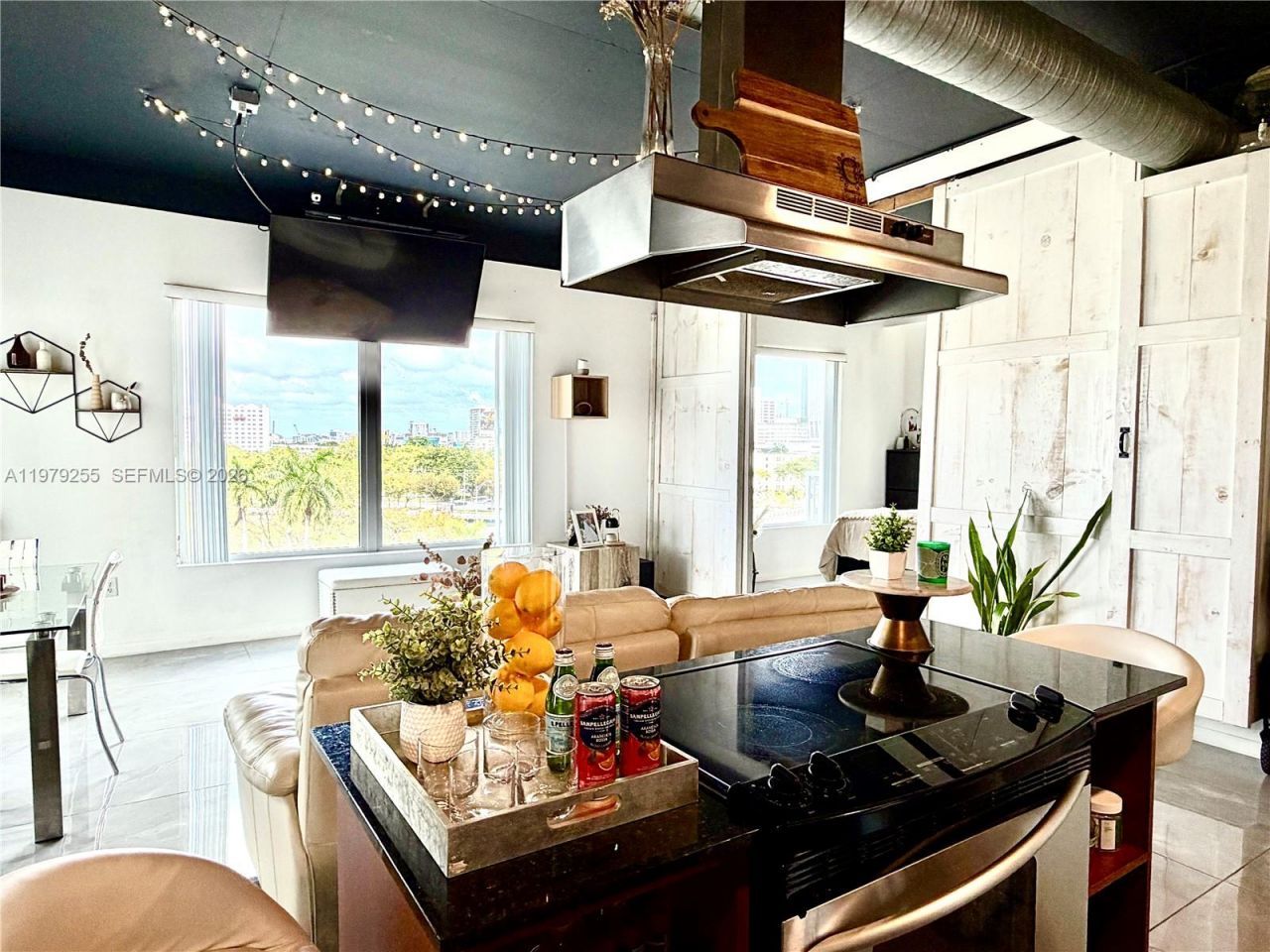 10 SW South River Dr , Unit 715, Miami, FL 33130 Photo