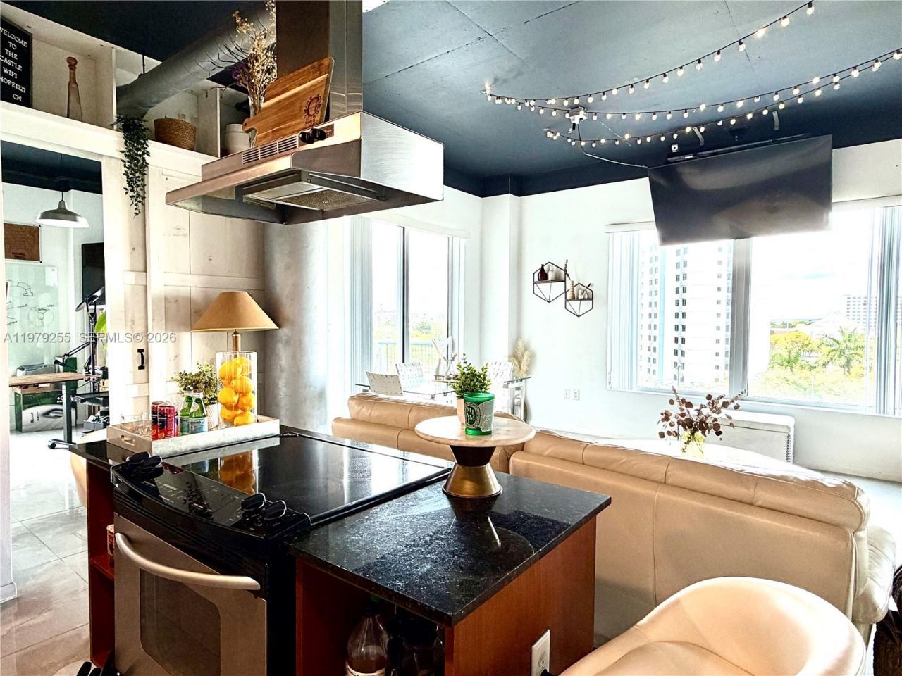 10 SW South River Dr , Unit 715, Miami, FL 33130 Photo