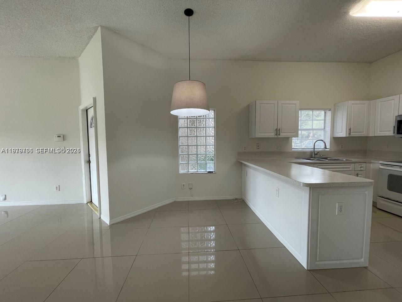 16309 Emerald Cove Rd , Unit 16309, Weston, FL 33331 Photo