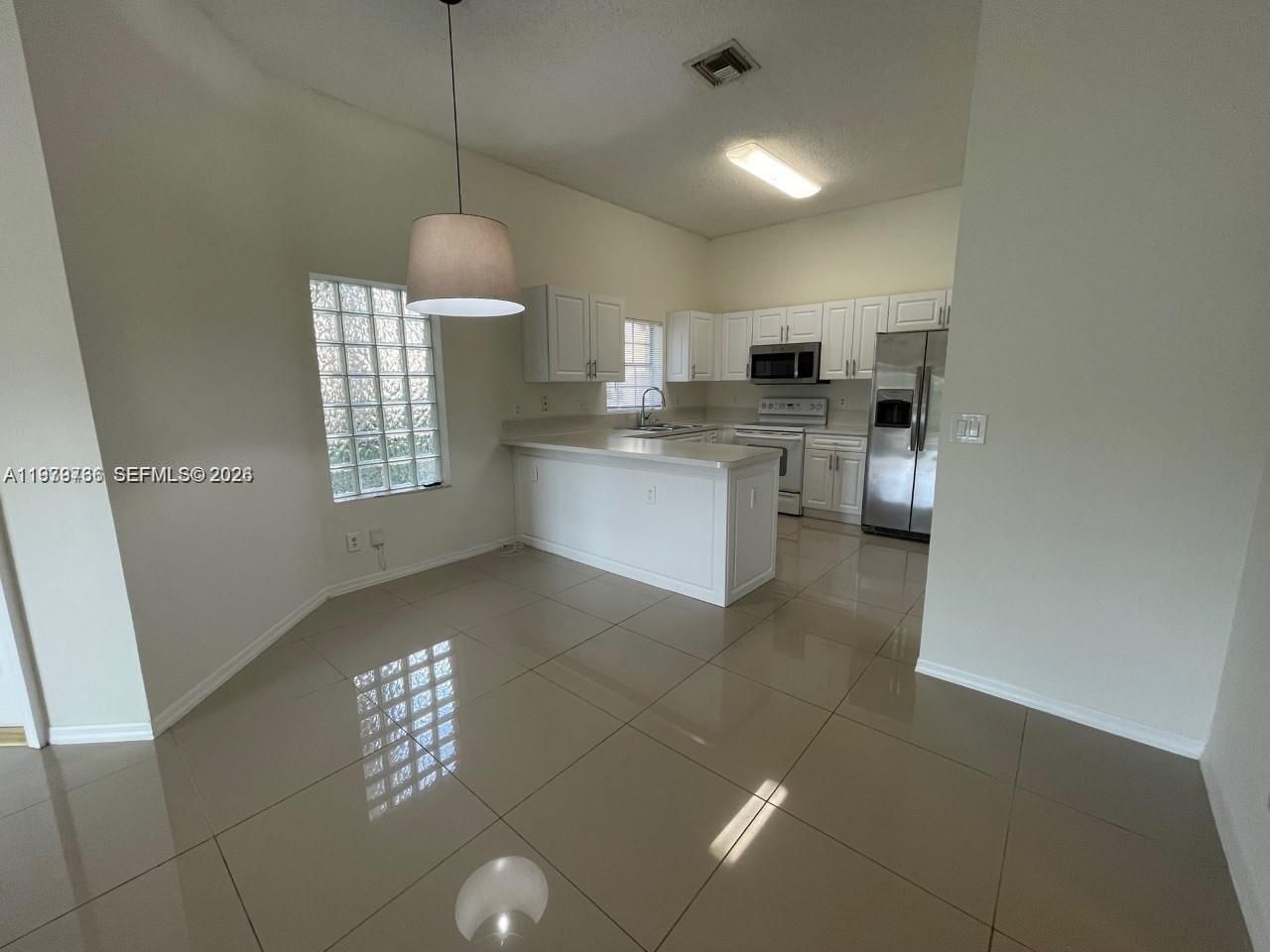 16309 Emerald Cove Rd , Unit 16309, Weston, FL 33331 Photo