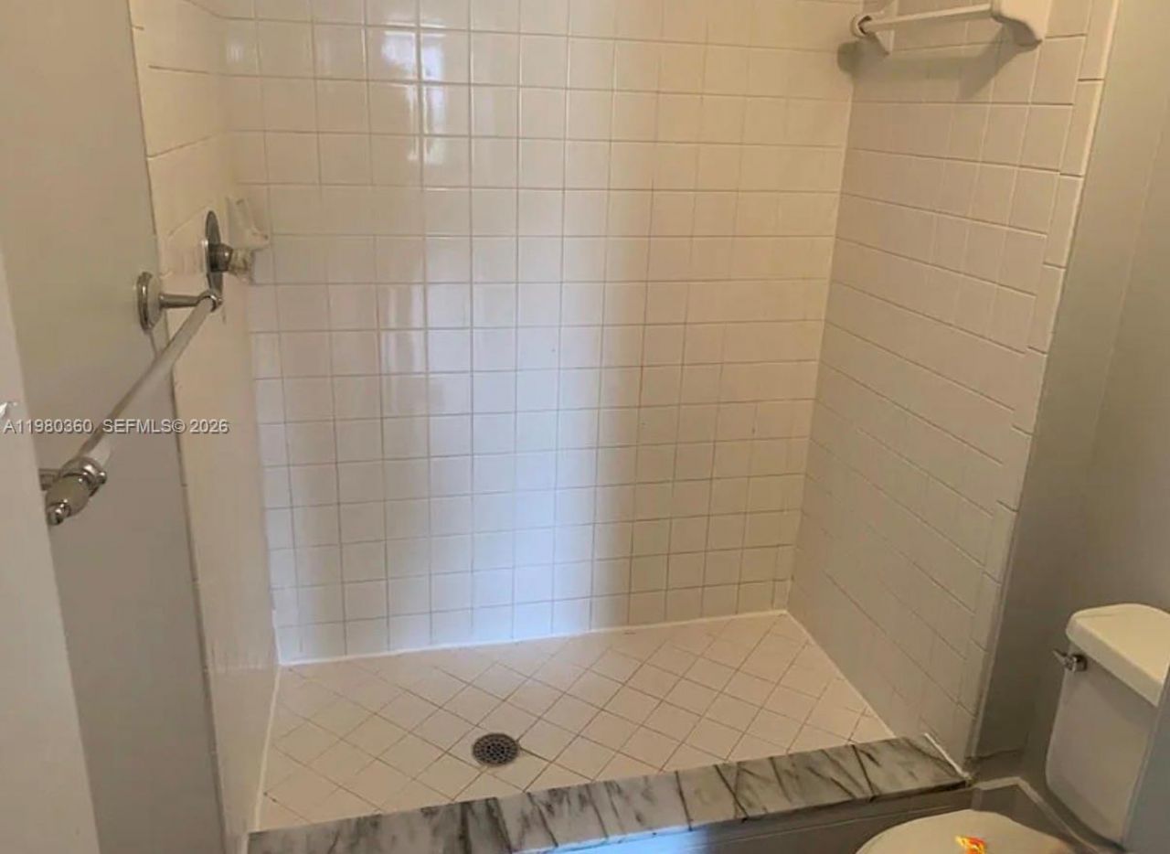 9999 Summerbreeze Dr, Unit 505, Sunrise, FL 33322 Photo