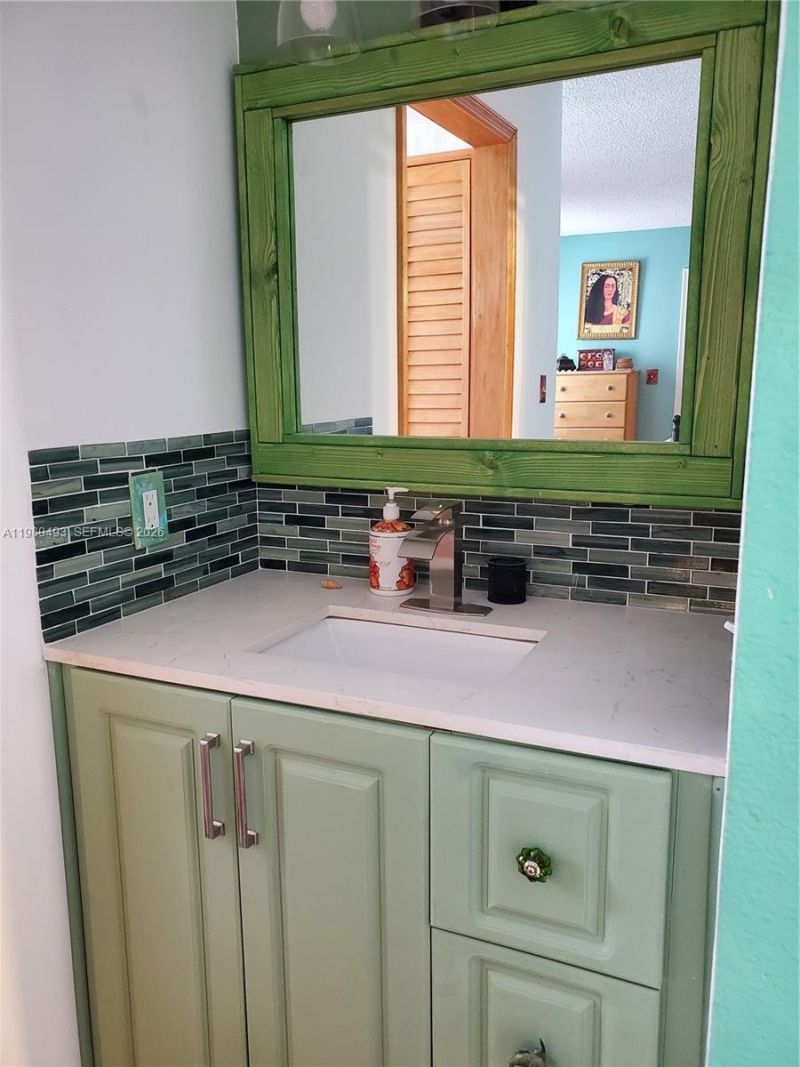 6445 Indian Creek Dr , Unit B6, Miami Beach, FL 33141 Photo